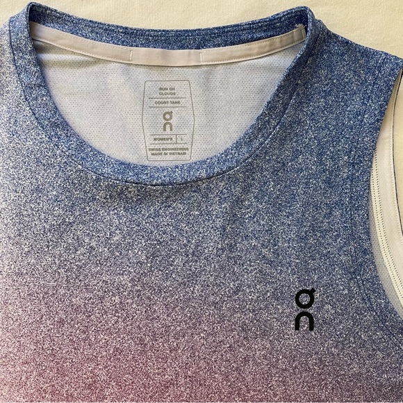 NWOT On Running Tennis Tank & Pleated Skort Set White Indigo Large - Picture 10 of 16